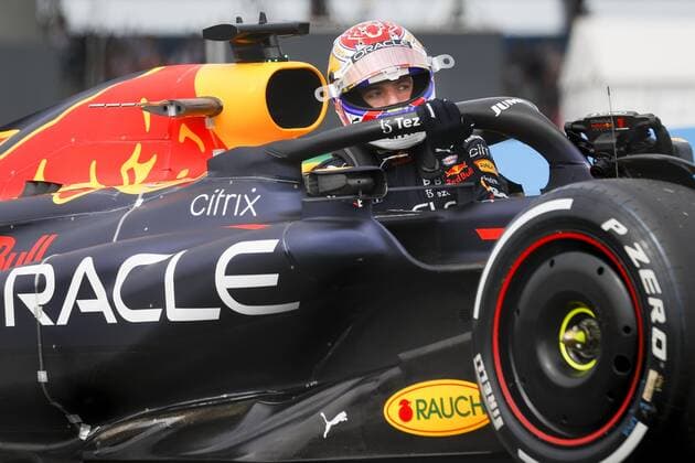 ZANDVOORT - Max Verstappen (Oracle Red Bull Racing) in his car after stalling during the 1st free practice session ahead of the F1 Grand Prix of the Netherlands at Circuit van Zandvoort on September 2, 2022 in Zandvoort, Netherlands. ANP SEM VAN DER WAL F1 Grand Prix of The Netherlands - Practice 1 2022 xVIxANPxSportx xxANPxIVx