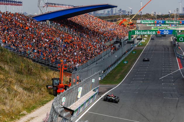 44 Lewis Hamilton (GBR, Mercedes-AMG Petronas F1 Team), F1 Grand Prix of the Netherlands at Circuit Zandvoort on September 2, 2022 in Zandvoort, Netherlands. (Photo by HOCH ZWEI) Zandvoort Netherlands