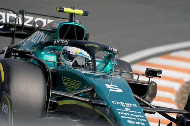 FORMULA 1 HEINEKEN DUTCH GRAND PRIX 2022 02.09.2022, Circuit Park Zandvoort, Zandvoort, FORMULA 1 HEINEKEN DUTCH GRAND PRIX 2022 , im Bild Sebastian Vettel (DEU), Aston Martin Aramco Cognizant Formula One Team.