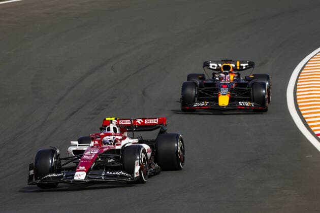 24 ZHOU Guanyu (chi), Alfa Romeo F1 Team ORLEN C42, action during the Formula 1 Heineken Dutch Grand Prix 2022, 15th round of the 2022 FIA Formula One World Championship, WM, Weltmeisterschaft from September 2 to 4, 2022 on the Zandvoort Circuit, in Netherlands, Belgium - F1 - DUTCH GRAND PRIX 2022 DPPI Panoramic  1Q0A2718
