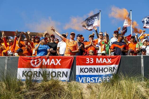 ZANDVOORT - Atmospheric view of spectators and Max fans during qualifying ahead of the F1 Grand Prix of the Netherlands at the Circuit of Zandvoort on September 3, 2022 in Zandvoort, The Netherlands. ANP SEM VAN DER WAL F1 Grand Prix of The Netherlands - Qualifying 2022 xVIxANPxSportx xxANPxIVx