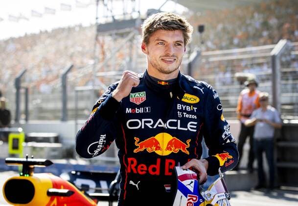 ZANDVOORT - Max Verstappen (Oracle Red Bull Racing) after qualifying ahead of the F1 Grand Prix of the Netherlands at Circuit van Zandvoort on September 3, 2022 in Zandvoort, Netherlands. KOEN VAN WEEL F1 Grand Prix of The Netherlands - Qualifying 2022 xVIxANPxSportx xxANPxIVx