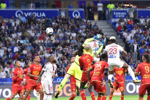 Fußball, Olympique Lyon - SCO Angers But de Castello Lukeba (lyon) vs Paul Bernardoni (angers) FOOTBALL: Olympique Lyonnais vs SCO Angers - Ligue 1 - 03 09 2022 FredericChambert Panoramic 