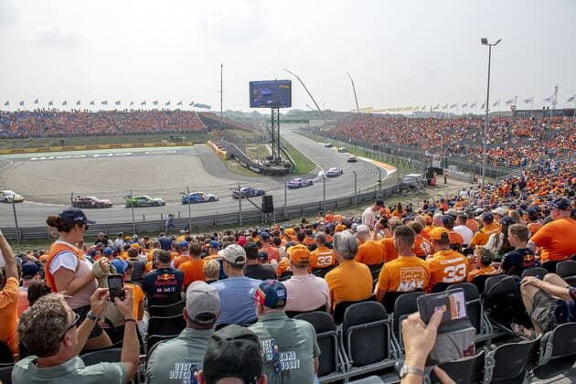 ZANDVOORT , 01-09-2022 , CM.com circuit zandvoort , Formula 1 Dutch Grand Prix 2022 - Sunday, Dutch Fans Formula 1 Dutch Grand Prix 2022 Sunday  x18120896x Copyright: