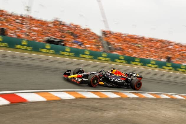 ZANDVOORT - Max Verstappen (Oracle Red Bull Racing) during the F1 Grand Prix of the Netherlands at Circuit Zandvoort on September 4, 2022 in Zandvoort, Netherlands. ANP SEM VAN DER WAL F1 Grand Prix of The Netherlands 2022 xVIxANPxSportx xxANPxIVx