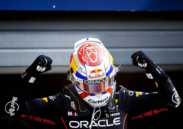 ZANDVOORT - Max Verstappen (Oracle Red Bull Racing) after winning the F1 Grand Prix of the Netherlands at Circuit Zandvoort on September 4, 2022 in Zandvoort, Netherlands. KOEN VAN WEEL F1 Grand Prix of The Netherlands 2022 xVIxANPxSportx xxANPxIVx