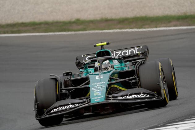 FORMULA 1 HEINEKEN DUTCH GRAND PRIX 2022 04.09.2022, Circuit Park Zandvoort, Zandvoort, FORMULA 1 HEINEKEN DUTCH GRAND PRIX 2022 , im Bild Sebastian Vettel (DEU), Aston Martin Aramco Cognizant Formula One Team.