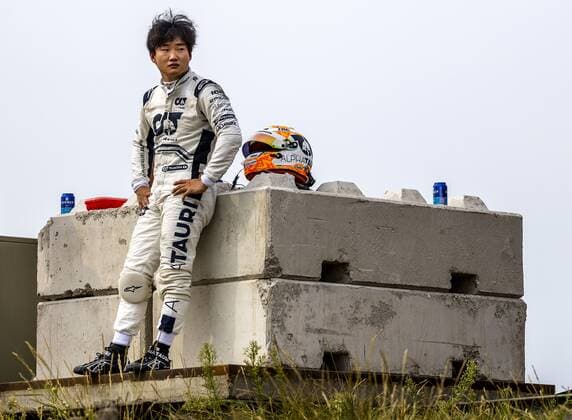 ZANDVOORT - Yuki Tsunoda (AlphaTauri) retires during the F1 Grand Prix of the Netherlands at Circuit van Zandvoort on September 4, 2022 in Zandvoort, Netherlands. REMKO DE WAAL F1 Grand Prix of The Netherlands 2022 xVIxANPxSportx xxANPxIVx