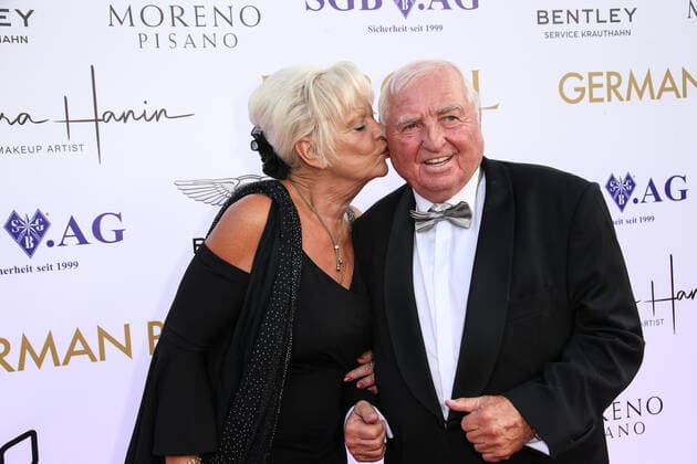 Boxen: Herqul 2022 - German Boxing Award, Berlin, 04.09.2022 Ulli Wegner und Frau Margot Berlin Germany