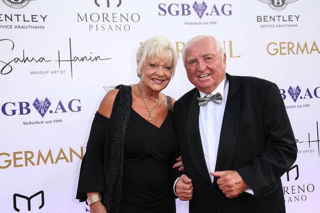 Boxen: Herqul 2022 - German Boxing Award, Berlin, 04.09.2022 Ulli Wegner und Frau Margot Berlin Germany