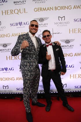 Boxen: Herqul 2022 - German Boxing Award, Berlin, 04.09.2022 Eric Sindermann ( Dr. Sindsen) und Holger Gräbedünkel (KönigImmo) Berlin Germany
