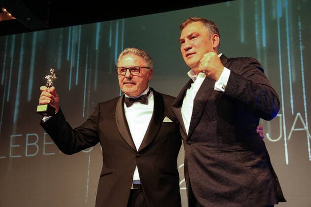 Boxen: Herqul 2022 - German Boxing Award, Berlin, 04.09.2022 Auszeichnung für sein Lebenswerk: Peter Hanraths (l.) und Dariusz Michalczewski Berlin Germany