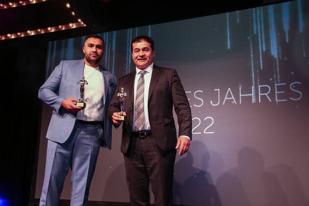 Boxen: Herqul 2022 - German Boxing Award, Berlin, 04.09.2022 Kampf des Jahres: Ali Eren Demirecen und Promoter Erol Ceylan (EC Boxing) Berlin Germany