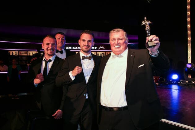 Boxen: Herqul 2022 - German Boxing Award, Berlin, 04.09.2022 Auszeichnung Beste Berichterstattung : Redaktion Boxen1, Ebby Thust Berlin Germany