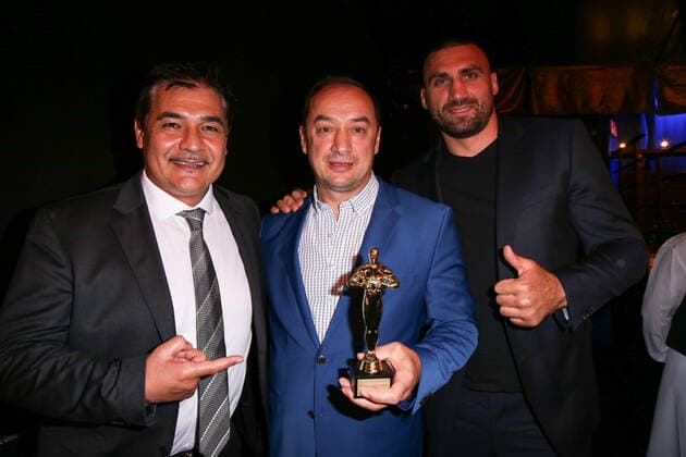 Boxen: Herqul 2022 - German Boxing Award, Berlin, 04.09.2022 v.l: Erol Ceylan, Bülent Baser und Victor Faust (alle EC Boxing) Berlin Germany