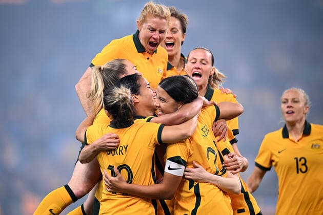 Sport Themen der Woche KW36 Sport Bilder des Tages SOCCER AUSTRALIA CANADA WOMEN, Mary Fowlerof the Matildas (centre) celebrates with teammates after scoring a goal during the Women s International Friendly, Länderspiel, Nationalmannschaft soccer match between Australia and Canada at Allianz Stadium in Sydney, Tuesday, September 6, 2022. ( NO ARCHIVING, EDITORIAL USE ONLY, NO USE IN BOOKS WITHOUT CONSENT SYDNEY NEW SOUTH WALES AUSTRALIA  Copyright: xDANxHIMBRECHTSx 20220906001699114059