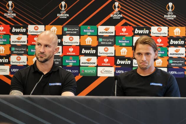 SOCCER - UEFA EL, Sturm vs Midtylland GRAZ,AUSTRIA,07.SEP.22 - SOCCER - UEFA Europa League, group stage, SK Sturm Graz vs FC Midtylland, preview, press conference, PK, Pressekonferenz Sturm. Image shows head coach Christian Ilzer and Stefan Hierlaender (Sturm).  GEPAxpictures xChristianxWalgram