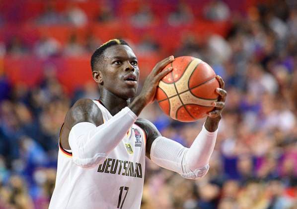 Dennis SCHROEDER (Schröder) (GER) Aktion, Freiwurf, Deutschland (GER) - Slowenien (SLO) 80:88, Vorrunde Gruppe B, am 06.09.2022 in Koeln. Basketball Europameisterschaft EuroBasket 2022 in Deutschland, vom 01.09. - 18.09.2022. Â