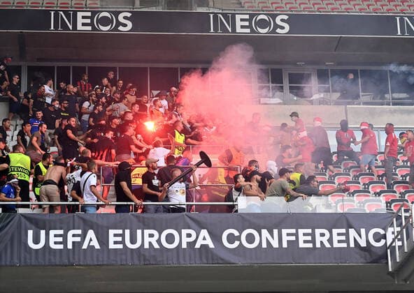 08.09.2022, Nice, France, Allianz Riviera, OGC Nice vs 1. FC Koeln - UEFA Europa Conference League 2022-2023 - Group D, . Ausschreitungen zwischen Fans von Nizza und Koeln (Foto Ralf Treese) Nice Allianz Riviera France