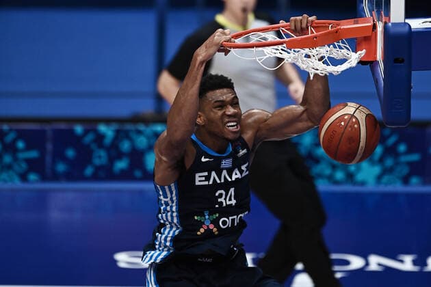 Sport Themen der Woche KW36 Sport Bilder des Tages Db Milano 08 09 2022 - EuroBasket 2022 Estonia-Grecia foto Daniele Buffa Image nella foto: Giannis Antetokounmpo 
