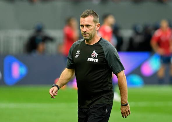 08.09.2022, Nice, France, Allianz Riviera, OGC Nice vs 1. FC Koeln - UEFA Europa Conference League 2022-2023 - Group D, Co-Trainer Andre Pawlak (1. FC Koeln) schaut (Foto Ralf Treese) Nice Allianz Riviera France