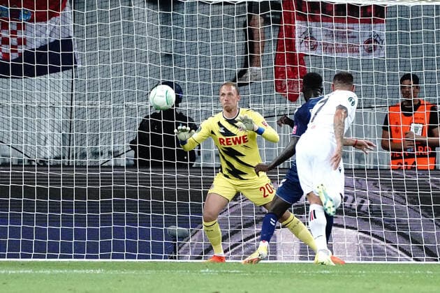 Andy Delort (OGC Nice) - Marvin Schawäbe (FC Cologne) FOOTBALL : OGC Nice vs FC Cologne - Ligue Europa ConfÃ rence - Nice - 08 09 2022 NorbertScanella Panoramic 