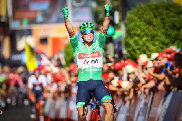 Bilder des Jahres 2022, Sport 09 September Sport Themen der Woche KW36 Sport Bilder des Tages Danish Mads Pedersen of Trek-Segafredo celebrates after winning stage 19 of the 2022 edition of the Vuelta a Espana , Tour of Spain cycling race, 138,3km with start and finish in Talavera de la Reina, Spain, Friday 09 September 2022. DAVIDxPINTENS  x43458744x