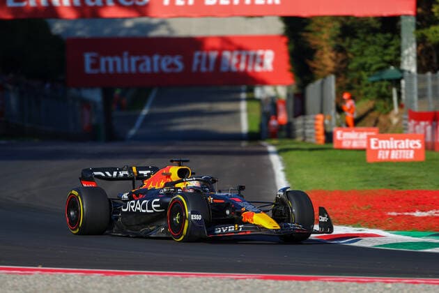 Max Verstappen (NED) Redbull Racing RB18 during 2022 Formula 1 Pirelli Gran Premio d Italia - Grand Prix of Italy - Free practice, Formula 1 Championship in Monza, Italy, September 09 2022  Copyright: xAlessioxDexMarcox xipa-agency.nex xLivexMediax 0