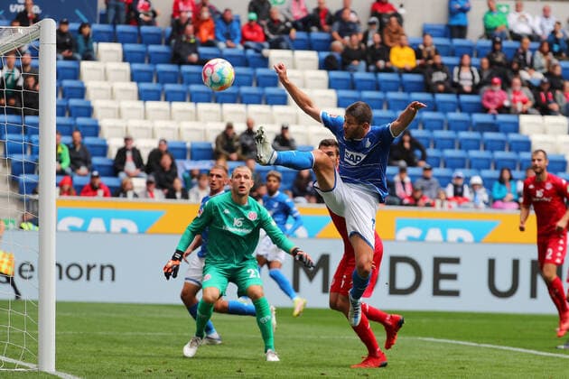 Sport Themen der Woche KW36 10.09.2022, xtvx, Fussball 1.Bundesliga, TSG 1899 Hoffenheim - FSV Mainz 05 emspor, v.l. Torschuss, has a shot on goal Andrej Kramaric (TSG 1899 Hoffenheim) (DFL DFB REGULATIONS PROHIBIT ANY USE OF PHOTOGRAPHS as IMAGE SEQUENCES and or QUASI-VIDEO) Sinsheim *** 10 09 2022, xtvx, football 1 Bundesliga, TSG 1899 Hoffenheim FSV Mainz 05 emspor, v l goal shot, has a shot on goal Andrej Kramaric TSG 1899 Hoffenheim DFL DFB REGULATES PROHIBIT ANY USE OF PHOTOGRAPHS as IMAGE SEQUENCES and or QUASI VIDEO Sinsheim