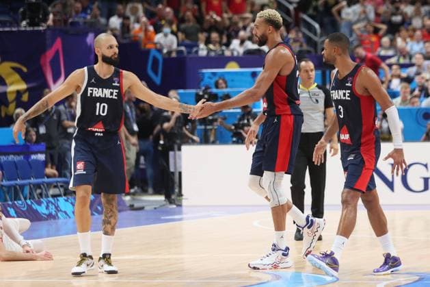 FRANCE vs TURKEY EVAN FOURNIER Ivan Furnije, RUDY GOBERT Rudi Gober kosarkas reprezentacije Francuske na utakmici FIBA Evropskog prvenstva protiv Turske u Mercedes Benc areni, Berlin 10.09.2022. godine Foto: Kosarka, Turska, FIBA Evropsko prvenstvo, Francuska, BASKETBALL, FRANCE, FIBA EUROPEAN CHAMPIOSHIP, TURKEY Berlin Mercedes Benz arena Germany Copyright: xMarkoxMetlasx xMNxPRESSxPHOTOx