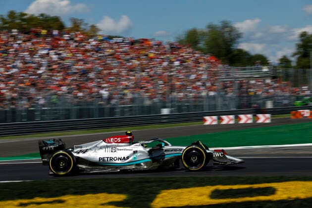 44 Lewis Hamilton (GBR, Mercedes-AMG Petronas F1 Team), F1 Grand Prix of Italy at Autodromo Nazionale Monza on September 10, 2022 in Monza, Italy. (Photo by HOCH ZWEI) Monza Italy