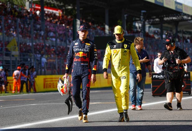 1 Max Verstappen (NLD, Oracle Red Bull Racing), 55 Carlos Sainz (ESP, Scuderia Ferrari), F1 Grand Prix of Italy at Autodromo Nazionale Monza on September 10, 2022 in Monza, Italy. (Photo by HOCH ZWEI) Monza Italy
