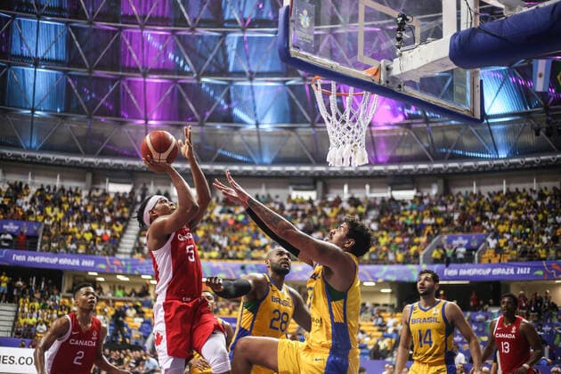Brasil x Canadá RECIFE, PE - 10.09.2022: BRASIL X CANADÁ - Game between Brazil and Canada, valid for the semifinal of the Copa América Men& 39;s Basketball, Americup FIBA 2022, held at Ginásio Geraldo Magalhães, known as Ginásio Geraldão, in Recife (PE), Brazil, this Saturday (10). (Photo: Tiago Caldas Fotoarena) x2264081x  TiagoxCaldas