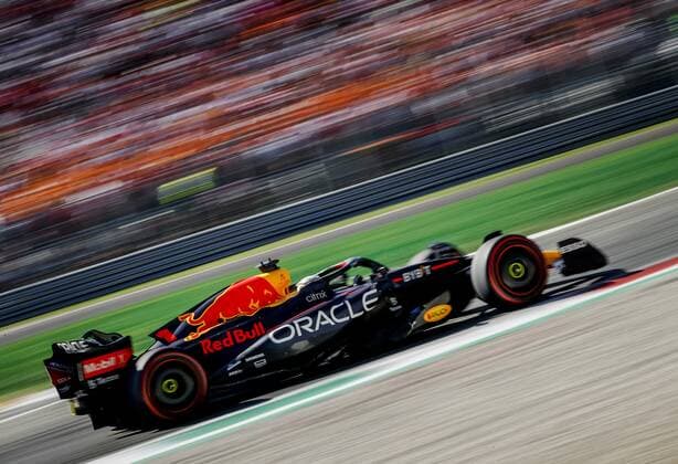 MONZA - Max Verstappen (Oracle Red Bull Racing) during the F1 Grand Prix of Italy at the Monza Circuit in Monza, Italy. REMKO DE WAAL F1 Grand Prix of Italy - Race 2022 xVIxANPxSportx xxANPxIVx