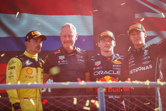 podium WHEATLEY Jonathan, Team Manager of Red Bull Racing, VERSTAPPEN Max (ned), Red Bull Racing RB18, RUSSELL George (gbr), Mercedes AMG F1 Team W13, portrait during the Formula 1 Pirelli Gran Premio d™Italia 2022, Italian Grand Prix 2022, 16th round of the 2022 FIA Formula One World Championship, WM, Weltmeisterschaft from September 9 to 11, 2022 on the Autodromo Nazionale di Monza, in Monza, Italy - F1 - ITALIAN GRAND PRIX 2022 - RACE DPPI Panoramic 00122038__V2_6556