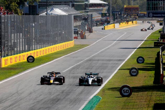 1 Max Verstappen (NLD, Oracle Red Bull Racing), 63 George Russell (GBR, Mercedes-AMG Petronas F1 Team), F1 Grand Prix of Italy at Autodromo Nazionale Monza on September 11, 2022 in Monza, Italy. (Photo by HOCH ZWEI) Monza Italy