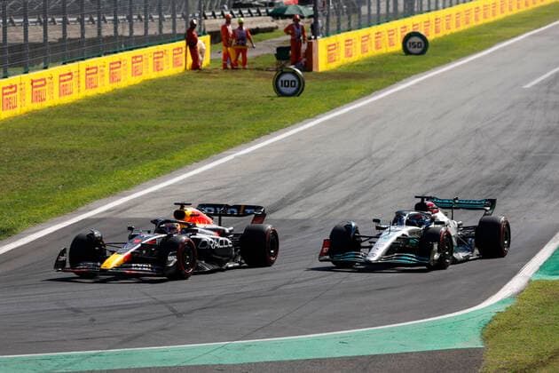1 Max Verstappen (NLD, Oracle Red Bull Racing), 63 George Russell (GBR, Mercedes-AMG Petronas F1 Team), F1 Grand Prix of Italy at Autodromo Nazionale Monza on September 11, 2022 in Monza, Italy. (Photo by HOCH ZWEI) Monza Italy