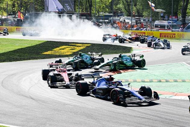 Formel 1 GP Italien Monza, Sonntag, 11.09.2022 Nyck de Vries (NED) Aston Martin Cognizant Formula One Team; Formel 1 GP Italien Monza, Sonntag, 11.09.2022 Copyright: xBEAUTIFULxSPORTS Erlhofx