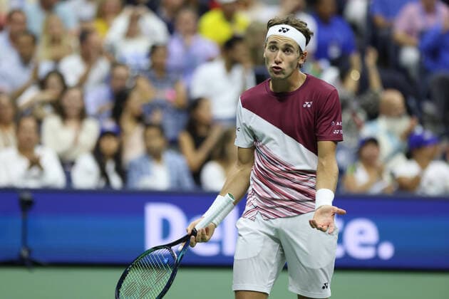 Sport Themen der Woche KW36 Sport Bilder des Tages Casper Ruud US Open Tennis 2022 Flushing, USA 20220911. Norska Casper Ruud spelar mot spanska Carlos Alcaraz i finalen i US Open i Tennis i New York. Foto: Pontus H??k NTB Flushing USA Ref:_SPOJDONnrEBdXI.jpg *** Casper Ruud US Open Tennis 2022 Flushing, USA 20220911 Norways Casper Ruud plays against Spains Carlos Alcaraz in the final of the US Open in Tennis in New York Photo Pontus H??k NTB Flushing USA  Copyright: xPontusxH??kx xNTBx EDITORIAL USE ONLY. RESTRICTED USE FOR BETTING COMPANIES