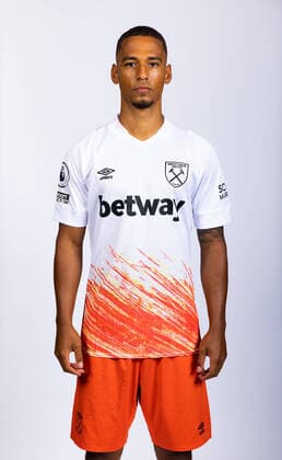 Mandatory Credit: Photo by Andrew Fosker Shutterstock (13095896ar) West Ham United sign Thilo Kehrer from PSG West Ham United Player Signing, Football, Rush Green, London, UK - 17 Aug 2022 West Ham United Player Signing, Football, Rush Green, London, UK - 17 Aug 2022  Copyright: xAndrewxFosker Shutterstockx 13095896ar