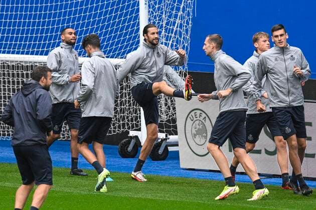 LEUVEN, BELGIUM - SEPTEMBER 14 : Burgess Christian defender of Union St-Gilloise during a practice session prior of the UEFA Europa League match between Union St-Gilloise and Malmö FF at the King Power Stadium at den Dreef on September 14, 2022 in Leuven, Belgium, 14 09 2022 ( Union ST-Gilloise practice session. PhotoNews Panoramic 
