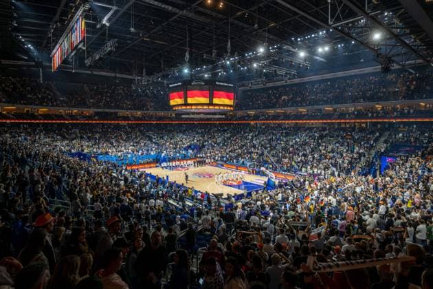 Basketball Berlin 13.09.2022 Eurobasket 2022 Viertelfinale Deutschland (GER) - Griechenland (GRE) Mercedes-Benz-Arena Sportstätte Mercedes Benz Arena Halle
