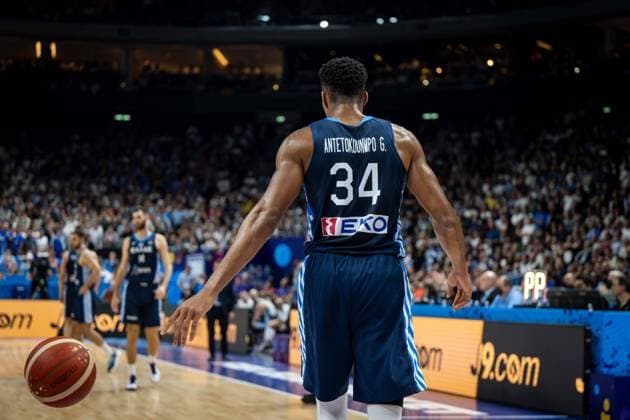 Basketball Berlin 13.09.2022 Eurobasket 2022 Viertelfinale Deutschland (GER) - Griechenland (GRE) Giannis Antetokounmpo (Griechenland, No.34)