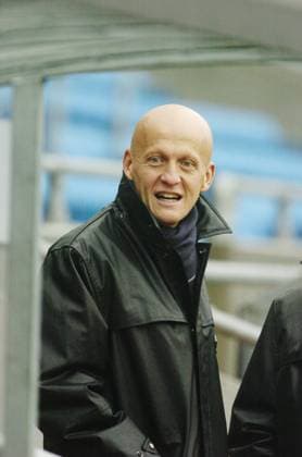 OSLO 20031119 Italian star referee Pierluigi Collina at Ullevaal stadium in Oslo, November 19, 2003. Tonight he will judge the football play off match between Norway and Spain to the European Championships. Foto Heiko Junge SCANPIX code 20520 OSLO Norway BILDER x20520x  Copyright: xHeikoxJungex xTTx 20520
