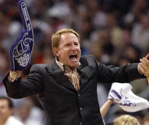 September 14, 2022: The Phoenix Suns owner ROBERT SARVER has been suspended for a year and fined $10m after an NBA, Basketball Herren, USA investigation into claims of racism and misogyny. The NBA found Sarver engaged in conduct that clearly violated common workplace standards . It found evidence of racially insensitive language, unequal treatment of female employees and sex-related statements and conduct. FILE PHOTO SHOT ON: April 24, 2005: Phoenix Suns owner Robert Sarver gets a little exicted over his team during the first half against the Minnesota Grizzles in Phoenix, Arizona. Phoenix USA - ZUMAm67_ 20220914_ssa_m67_495 Copyright: xDarrylxWebbx