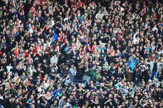 SOCCER - UEFA EL, Feyenoord vs Sturm ROTTERDAM, NETHERLANDS,15.SEP.22 - SOCCER - UEFA Europa League, group stage, Feyenoord Rotterdam vs SK Sturm Graz. Image shows the rejoicing of fans of Feyenoord.  GEPAxpictures xMarioxBuehner