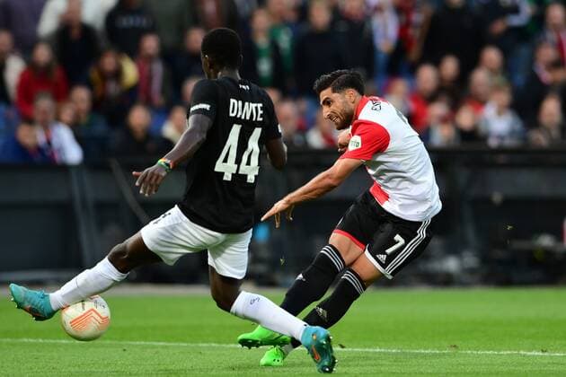 ROTTERDAM - (lr) Amadou Dante of Strum Graz, Alireza Jahanbakhsh of Feyenoord scores the 4-0 during the UEFA Europa League Group F match between Feyenoord and Sturm Graz at Feyenoord Stadium de Kuip on September 15, 2022 in Rotterdam, Netherlands. ANP OLAF KRAAK UEFA Europa League group F 2022 2023 xVIxANPxSportx xxANPxIVx