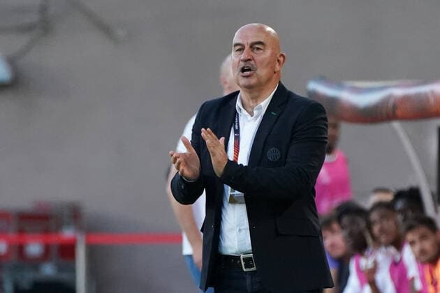 Fußball, EL, AS Monaco - Ferencvaros Budapest Stanislav Cherchesov (entraineur de Ferencvaros TC) FOOTBALL : AS Monaco vs Ferencvaros TC - Ligue Europa - Phase de groupe - Monaco - 15 09 2022 NorbertScanella Panoramic 