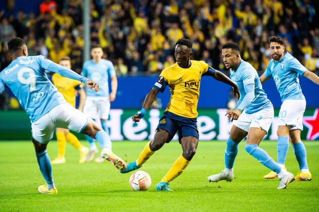 Fußball, EL, Royale Union Saint-Gilloise - Malmö FF 220915 Lazare Amani of Royale Union Saint-Gilloise and Isaac Kiese Thelin and Martin Olsson of Malmö FF during the UEFA Europa League match between Royale Union Saint-Gilloise and Malmö FF on September 15, 2022 in Leuven. Photo: Christian Örnberg BILDBYRAN COP 166 CO0231 fotboll football soccer fotball uefa europa league royale union saint-gilloise malmö ff bbeng Copyright: CHRISTIANxÖRNBERG BB220915CO019