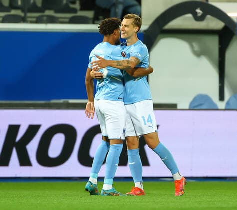 Fußball, EL, Royale Union Saint-Gilloise - Malmö FF Malmo s Joseph Ceesay and Malmo s Felix Beijmo celebrates after scoring during a soccer game between Belgian Royale Union Saint-Gilloise and Swedish Malmo Fotbollforening, Thursday 15 September 2022 in Leuven, on day 2 of the UEFA Europa League group stage. DAVIDxPINTENS  x44558545x